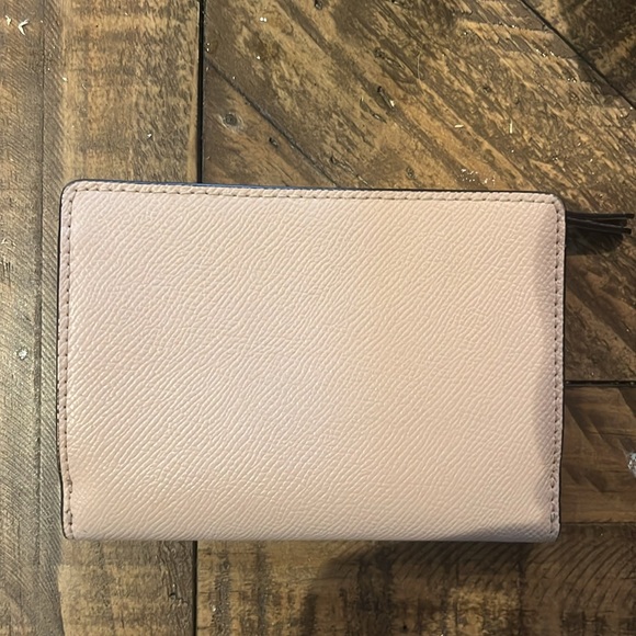 Michael Kors Wallet - Picture 2 of 5